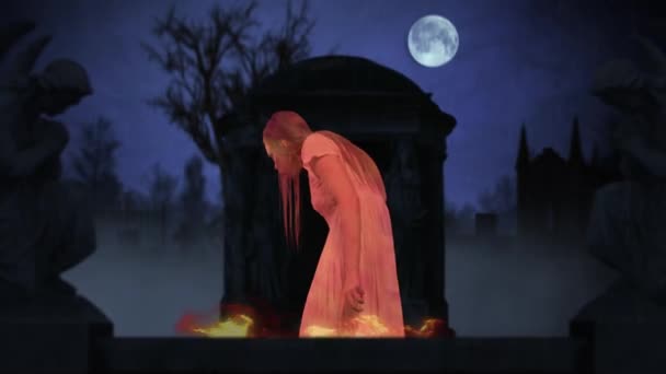 Mezarlık Mezarlık Yandı Ghost Çerçevenin Ortasında Duruyor Kenarlarında Heykeller Büyük — Stok video