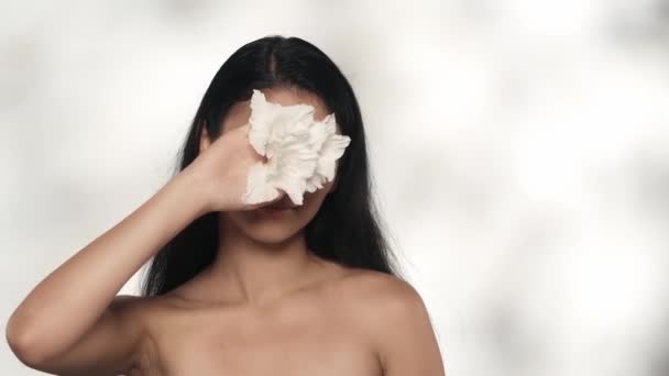 Schönheits Und Hautpflegekonzept Nahaufnahme Studio Aufnahme Der Schönen Weiblichen Modell — Stockvideo