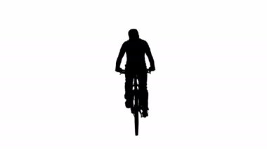 Beyaz arka plan alfa kanalında izole edilmiş spor bir bisiklete binen siyah siluet giyen adamın ön görüntüsü. Bisikletli bir adamın ön portresi pedalları hareket ettiriyor, etrafa bakıyor..