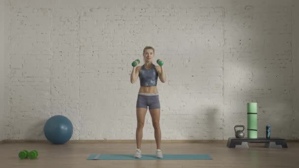 Persönliches Sporttraining Hause Frauen Sportkleidung Machen Übungen Gesundheits Und Wellness — Stockvideo