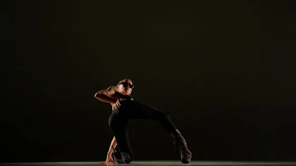 Style Danse Moderne Concept Publicitaire Créatif Portrait Danseuse Danseuse Séduisante — Photo