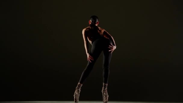 Coreografía Moderna Concepto Creativo Danza Retrato Bailarina Mujer Joven Atractiva — Vídeo de stock