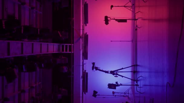 Professional Filming Pavilion White Cyclorama Process Preparing Shooting Music Video — Stock Video