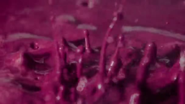 Абстрактный Фон Волн Фиолетовой Краски Распадающейся Мелкие Капли Медленное Движение — стоковое видео