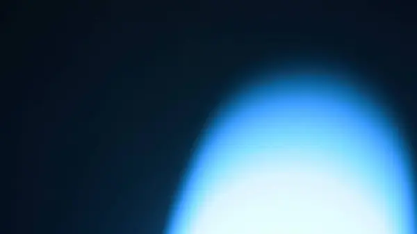 Siyah Arka Planda Çerçevelenmiş Soyutlamayı Işık Küresini Ateş Saçan Soğuk — Stok fotoğraf
