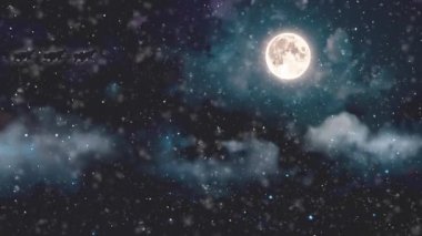 Güzel bir Noel manzarası. Ren geyiğindeki Noel Baba gece gökyüzünde uçuyor. Gökyüzünde dolunay var ve kar yağıyor.