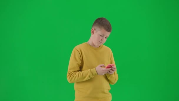 Сучасна Дитяча Школа Концепція Реклами Дозвілля Портрет Хлопчика Зеленому Екрані — стокове відео