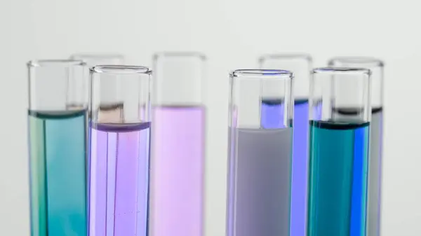 Creatief Concept Voor Wetenschap Biotechnologie Close Shot Van Laboratoriumglaswerk Witte — Stockfoto