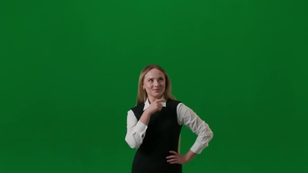 Brainstorming Problem Solving Concept Portrait Female Chroma Key Green Screen — Stock Video