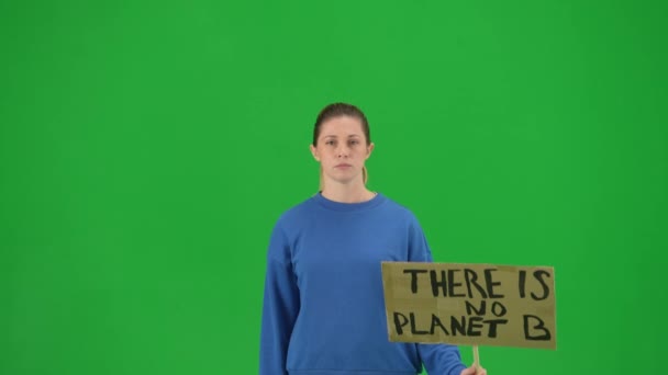 Ung Kvindelig Aktivist Viser Tegn Der Siger Der Ingen Planet – Stock-video