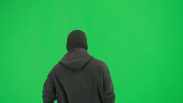 Conceptul Jaf Criminalitate Portretul Hoțului Fundalul Ecranului Verde Cromului Bărbat — Videoclip de stoc