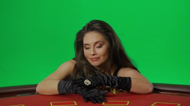 Kasino Hazard Kreativní Reklamní Koncept Portrét Ženy Zelené Obrazovce Barevným — Stock video