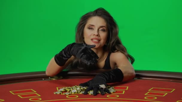 Casino Jogos Azar Conceito Publicidade Criativa Retrato Fêmea Chave Chroma — Vídeo de Stock