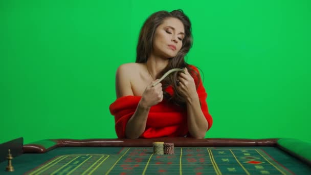 Casino Juegos Azar Concepto Publicidad Creativa Retrato Hembra Pantalla Verde — Vídeos de Stock