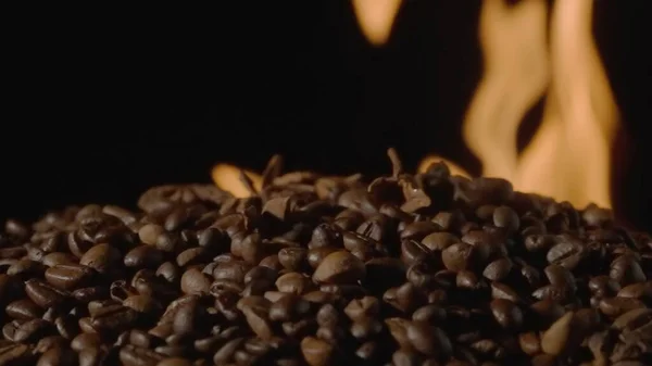 Coffee Beans Black Studio Background Burning Tongues Flame Process Roasting — Stock Photo, Image