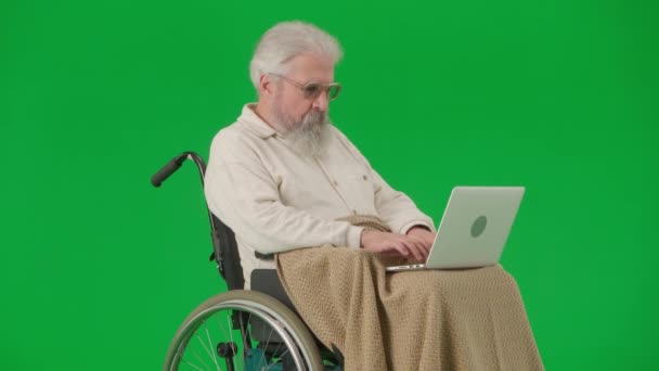 Pensionné Soignant Vie Quotidienne Concept Publicité Créative Portrait Homme Handicapé — Video