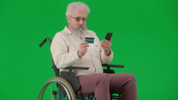 Emeryt Opiekuńczy Codzienne Życie Twórcza Koncepcja Reklamy Portret Starszego Mężczyzny — Wideo stockowe