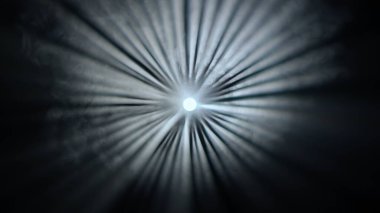 Profesyonel sahne ekipmanları ve yıldırım yaratıcı reklam konsepti. Projektör pusunun stüdyo görüntüsü siyah arkaplanda izole edildi. Spot ışıklarının etrafında parlayan beyaz ışıklar, yükselen dumanlar.