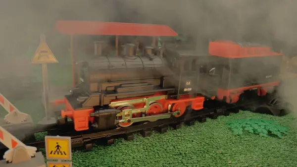 Childrens Toy Steam Train Smoke Close Model Locomotive Steam Atmosphere — Stock Photo, Image