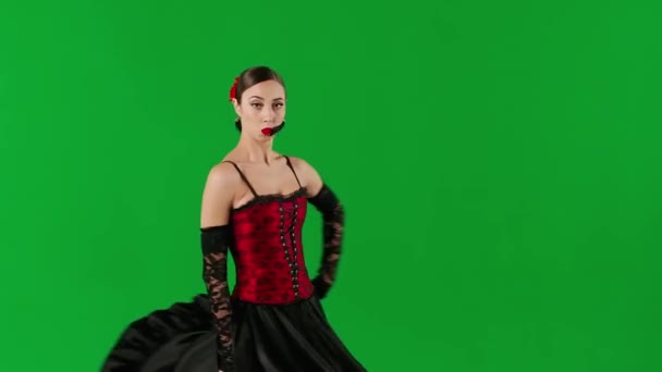 Koreografi Modern Sebuah Tarian Penari Wanita Menari Layar Hijau Kroma — Stok Video