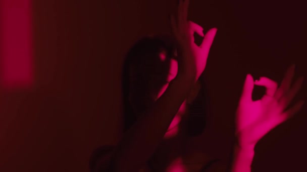 Sinta Explosão Energia Como Dançarinas Sexo Feminino Subir Palco Uma — Vídeo de Stock