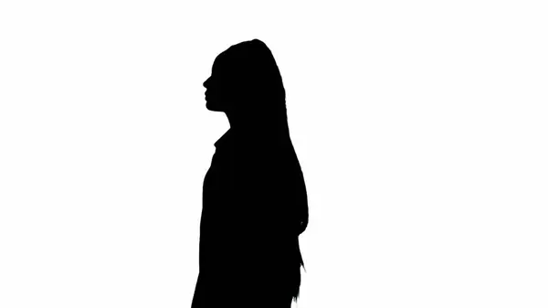 テレビニュースレポートとライブ放送広告コンセプト アルファチャンネル付き白い背景の女性レポーターブラックシルエット アフリカ系アメリカ人女性ニュースホスト — ストック写真