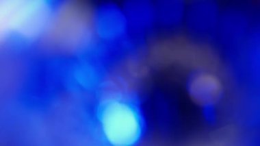 Siyah arkaplanda gerçek optik bokeh.