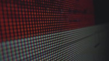 Resmi kırmızı tonlarla renklendirerek dijital ekranda görüntülemeyi kapat. Makro