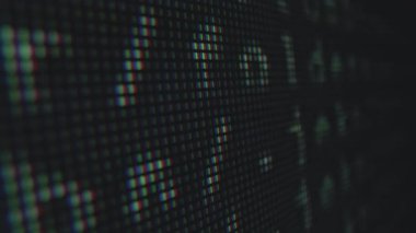 Dijital LED ekranı kapat, yeşil ve mavi tonlarda pikselli bir dizi göster, teknolojiyi ve dijital arayüzü vurgula. Makro