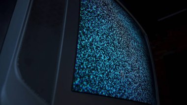 Klasik bir CRT televizyonunun yakın plan görüntüsü mavi statik sesi gösteriyor, retro teknolojinin estetiğini yakalıyor..