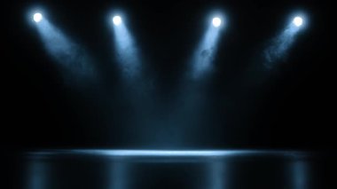 Biçimsiz duman siyah bir arka plan karşı dönen akışı aşaması.