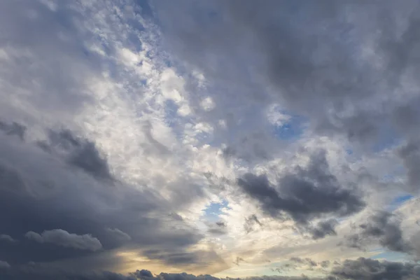 Sky Dramatic Clouds Sun Shines Clouds Sky Exchange Photo — Stock Photo, Image