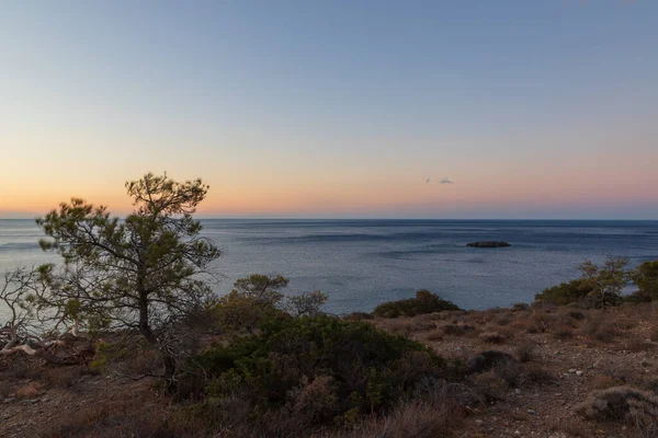 아름다운 풍경이야 크레타섬의해 그리스의 레르아 페트라 아름다운 바다를 — 스톡 사진