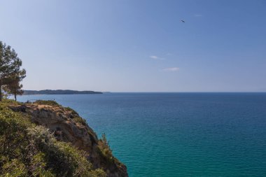 Limenaria bölgesindeki Thassos adasında deniz manzarası. Büyülü bir yer.