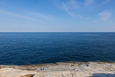 Thassos adasındaki güzel deniz manzarası - Giola lagünü - Zeus 'un Gözü