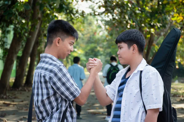 Jovem Asiático Gay Meninos Saudação Mostrando Seu Amor Uns Aos — Fotografia de Stock