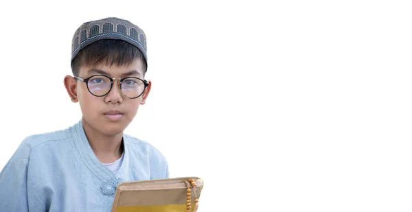 Genç Asyalı Müslüman Slamcı Çocuk Beyaz Arka Planda Izole Edilmiş — Stok fotoğraf