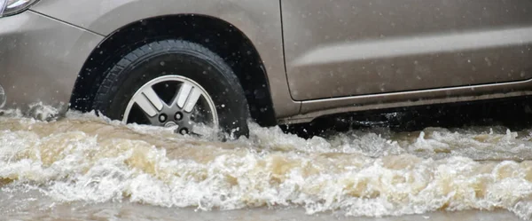 Floodwater Rainwater Heavy Rain Flow Rural Road Cars Passing Insurance — Stock Photo, Image