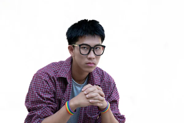 Mladý Asijský Teenager Kostkované Košili Nosí Duhové Náramky Brýle Izolované — Stock fotografie
