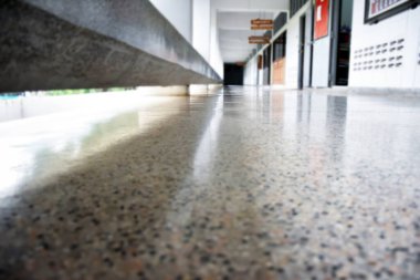 Terrazzo döşeme, güzel renkler, parlak ve temiz..