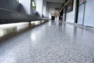 Terrazzo döşeme, güzel renkler, parlak ve temiz..