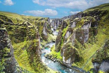 Fjaorargljufur Kanyonu ve Fjaora Nehri, Güneydoğu İzlanda 