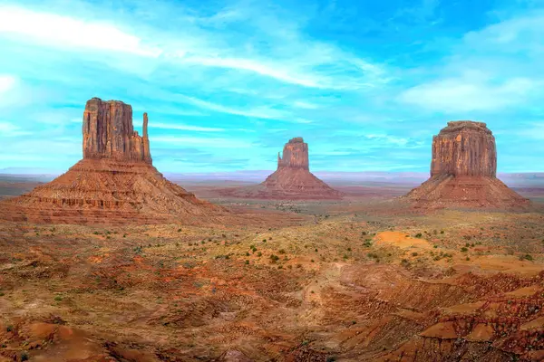 Monument Valley, Colorado Platosu. Arizona ile Utah arasındaki sınır