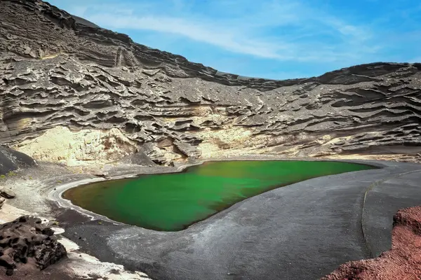 İspanya, Kanarya Adaları, Lanzarote, Charco de los Clicos, Montana del Golfo, Yeşil Göl