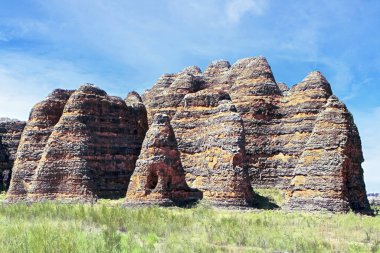 Bungle Bungle 'ın katmanları Purnululu Ulusal Parkı, Dünya Mirası Alanı ve Batı Avustralya' da sallanıyor.