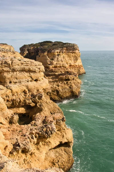 Güney Portekiz Deki Yedi Asılı Vadi Patikası Boyunca Güneşli Bir — Stok fotoğraf
