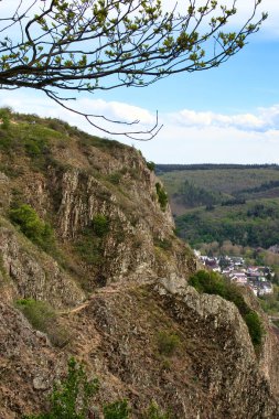 Rotenfels, Bad Munster, Almanya 'da bir bahar günü.
