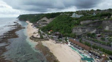 Bali, Endonezya - 11 Kasım 2022: Bali 'nin Turistik Çekim ve Yerleşkeleri