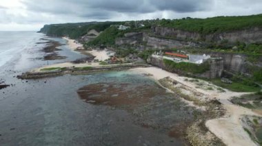 Bali, Endonezya - 11 Kasım 2022: Bali 'nin Turistik Çekim ve Yerleşkeleri