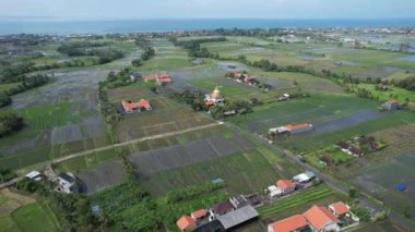 Bali, Endonezya - 11 Kasım 2022: Bali 'nin Turistik Çekim ve Yerleşkeleri